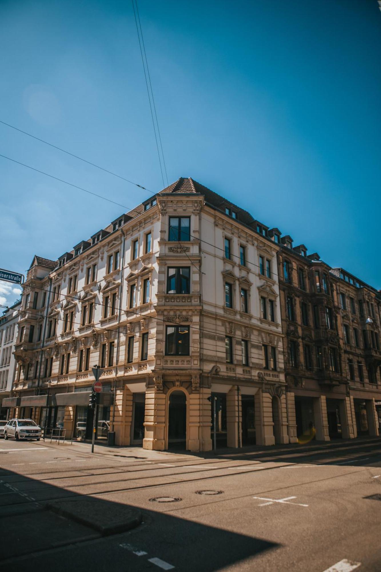 Wohnen Auf Zeit In Apartment Saarbruecken